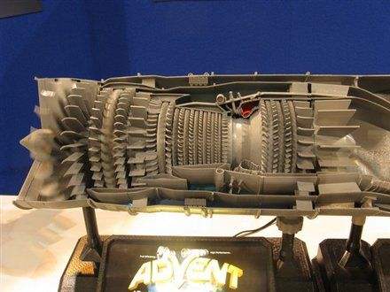 同仁市发动机模型